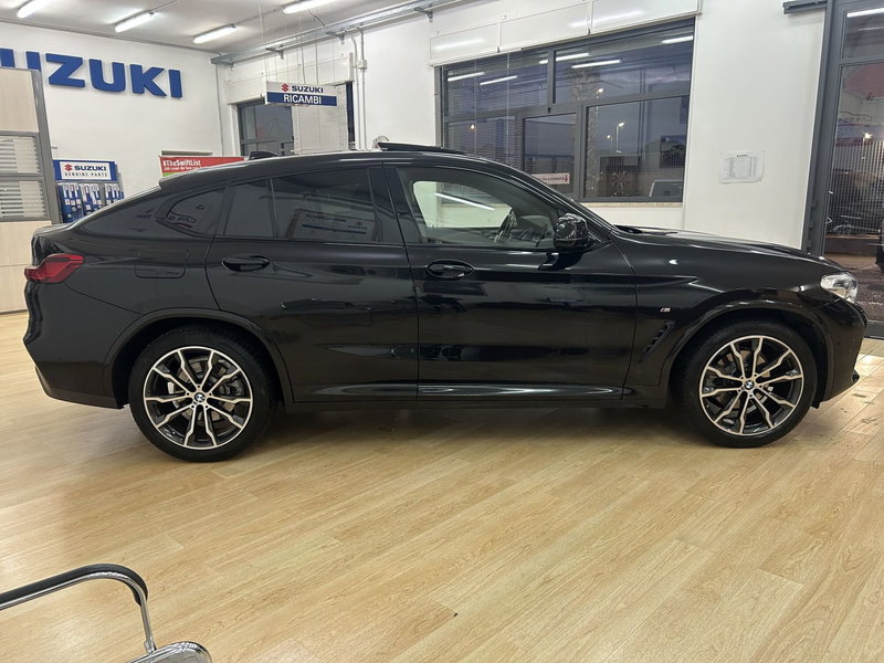 BMW X4 usata a Bari (4)