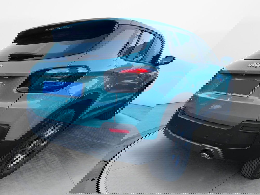 Jeep Avenger nuova a Salerno (4)