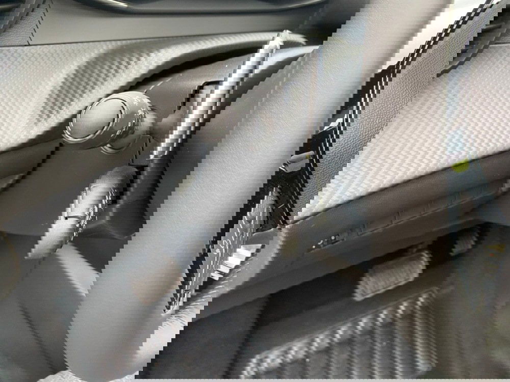 Peugeot 2008 nuova a Salerno (17)