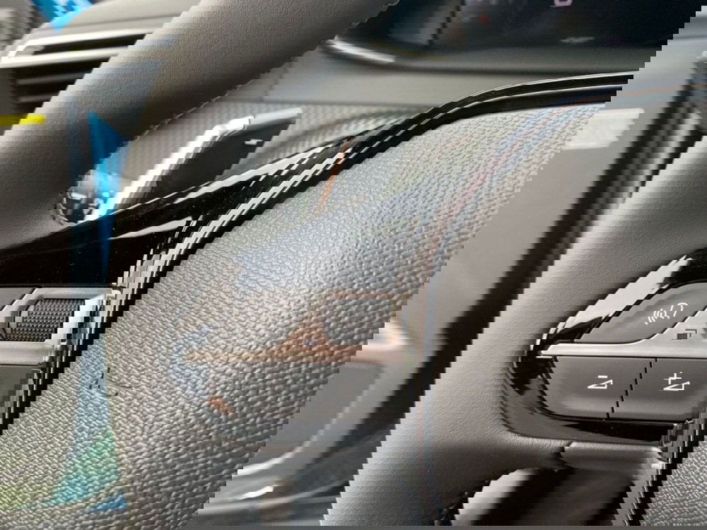 Peugeot 2008 nuova a Salerno (19)