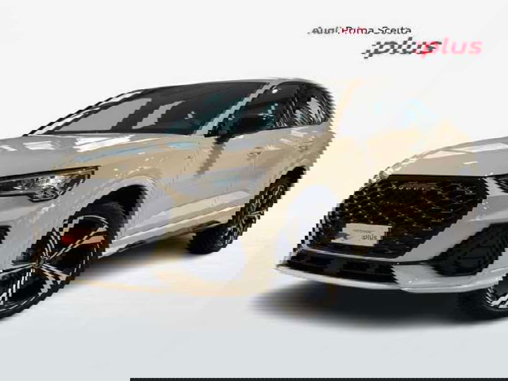 Audi Q3 Sportback nuova a Prato