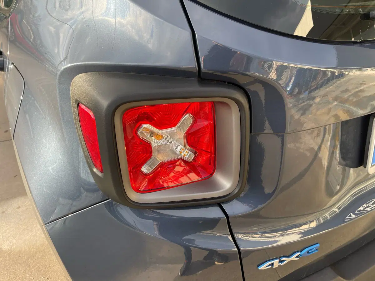 Jeep Renegade usata a Frosinone (19)