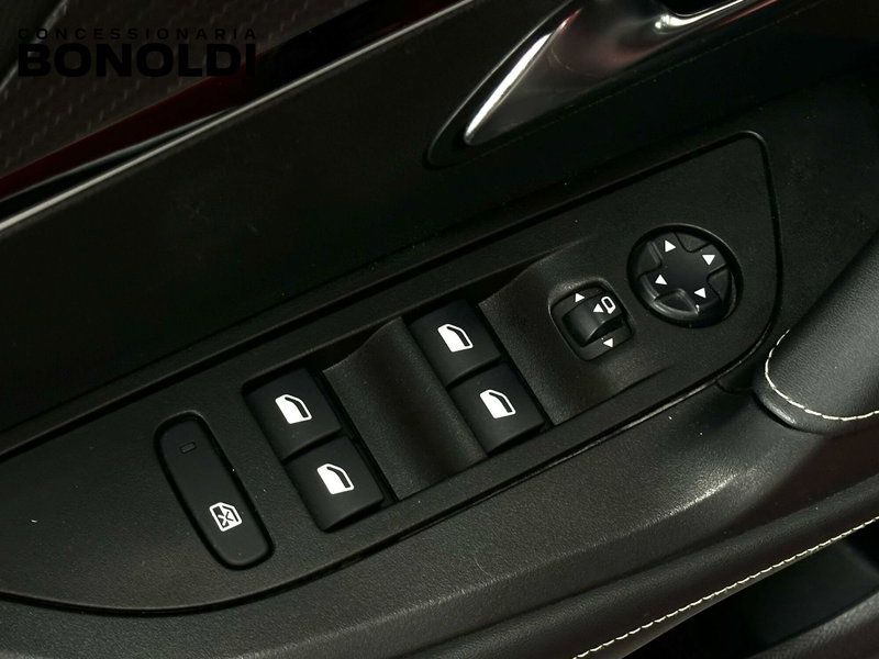 Peugeot 2008 usata a Brescia (7)