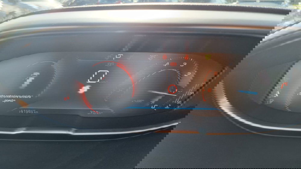 Peugeot 5008 usata a Lucca (8)