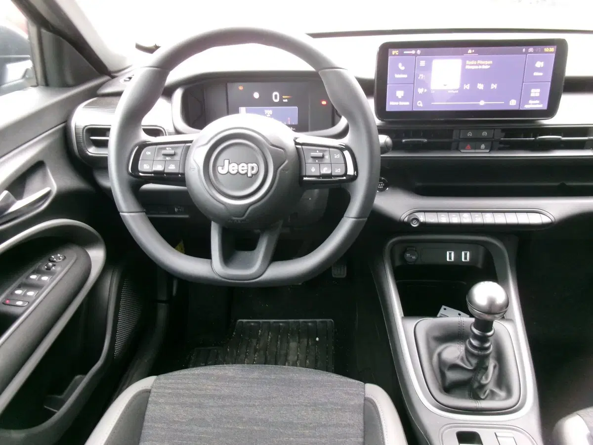 Jeep Avenger nuova a Venezia (14)