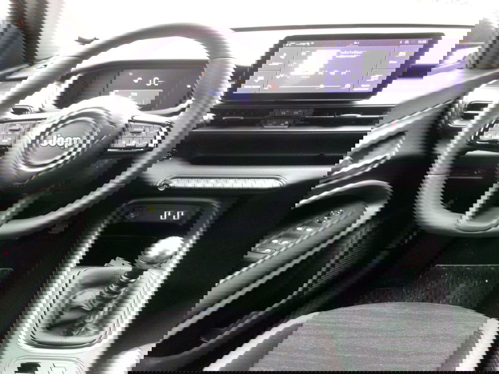 Jeep Avenger nuova a Venezia (14)