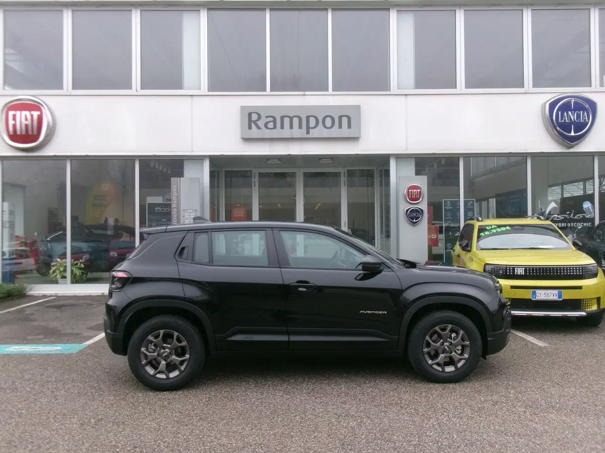 Jeep Avenger nuova a Venezia (2)