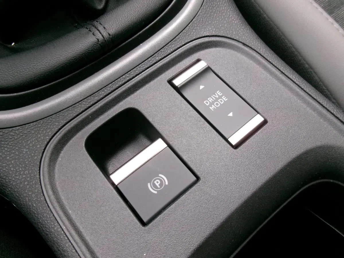 Jeep Avenger nuova a Venezia (20)