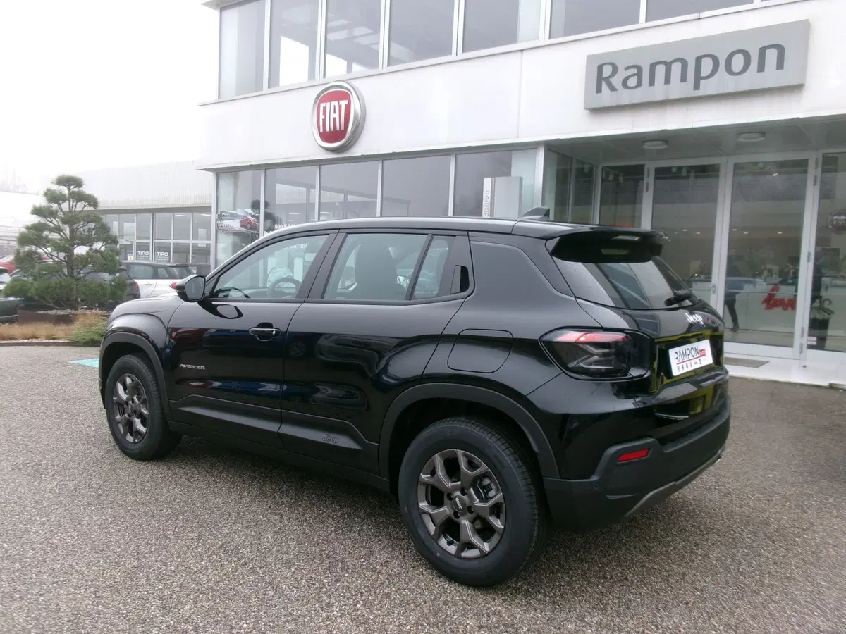 Jeep Avenger nuova a Venezia (5)