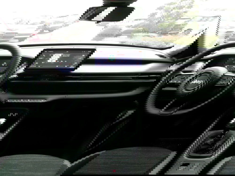 Jeep Avenger nuova a Venezia (9)