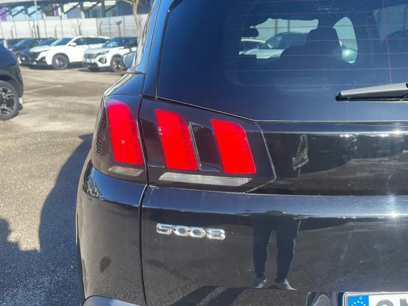 Peugeot 5008 usata a Frosinone (10)