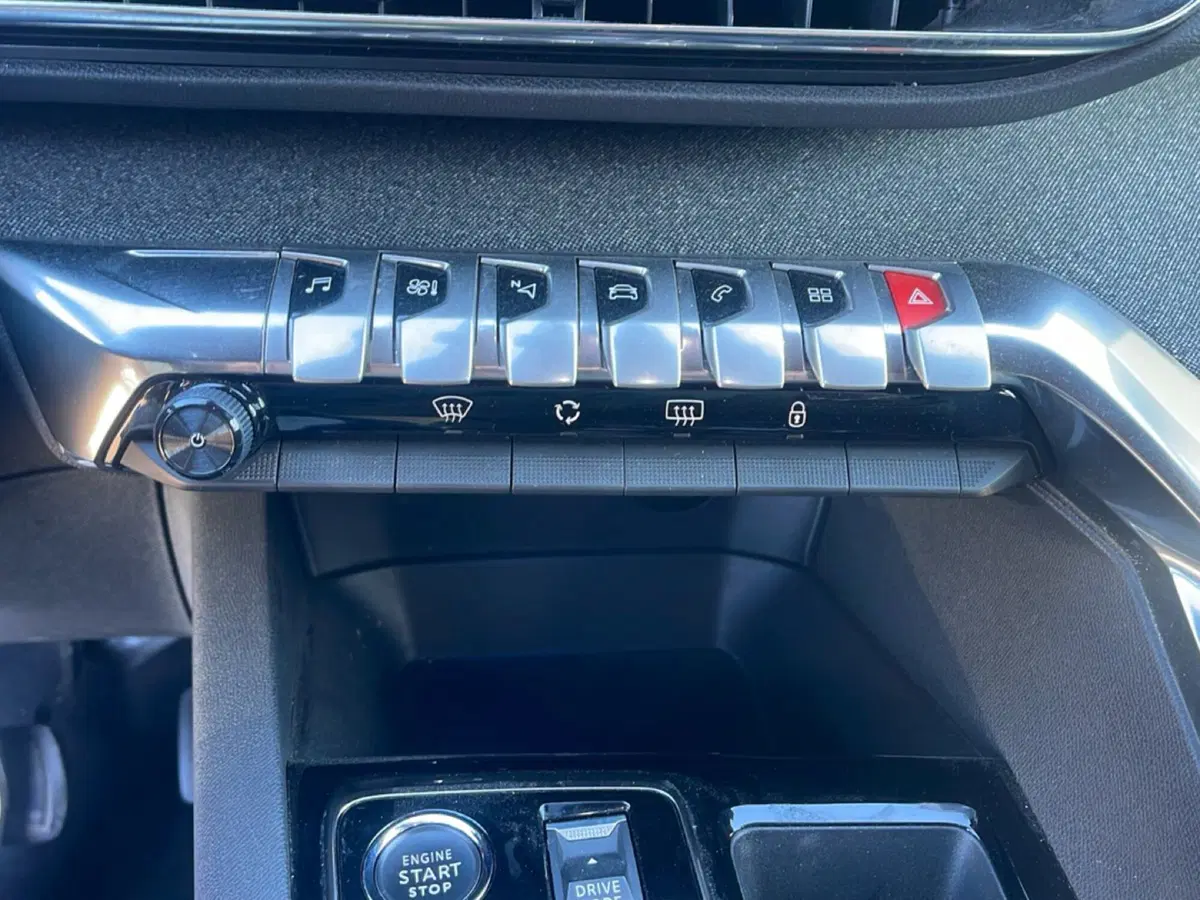 Peugeot 5008 usata a Frosinone (19)