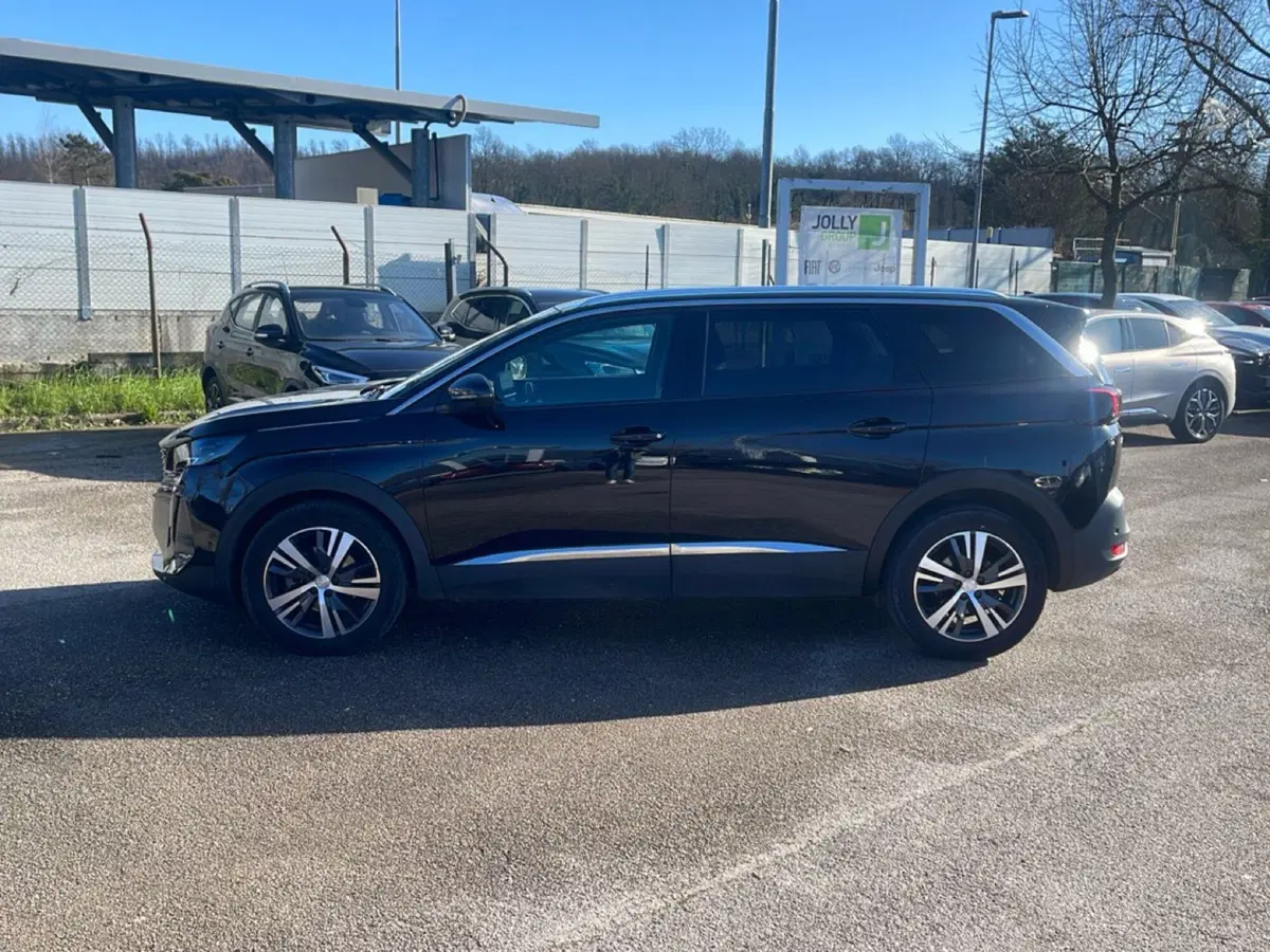 Peugeot 5008 usata a Frosinone (2)
