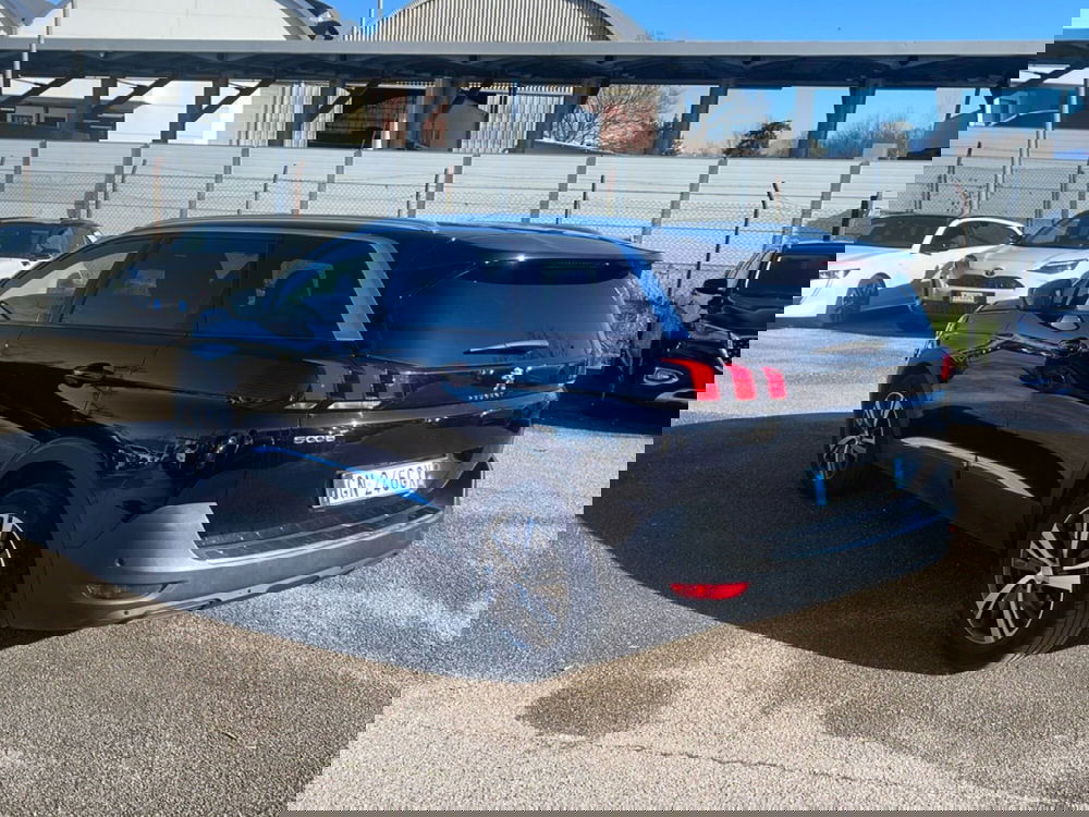 Peugeot 5008 usata a Frosinone (3)