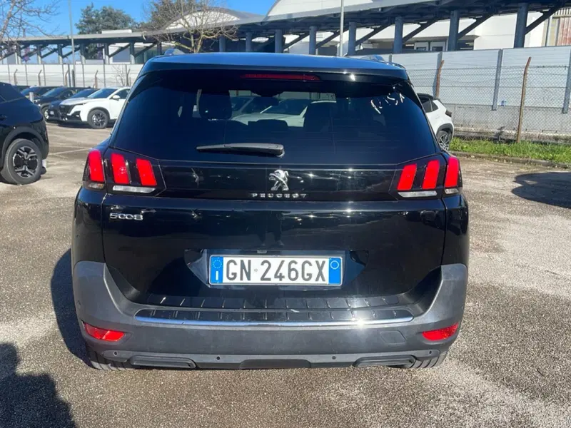 Peugeot 5008 usata a Frosinone (4)