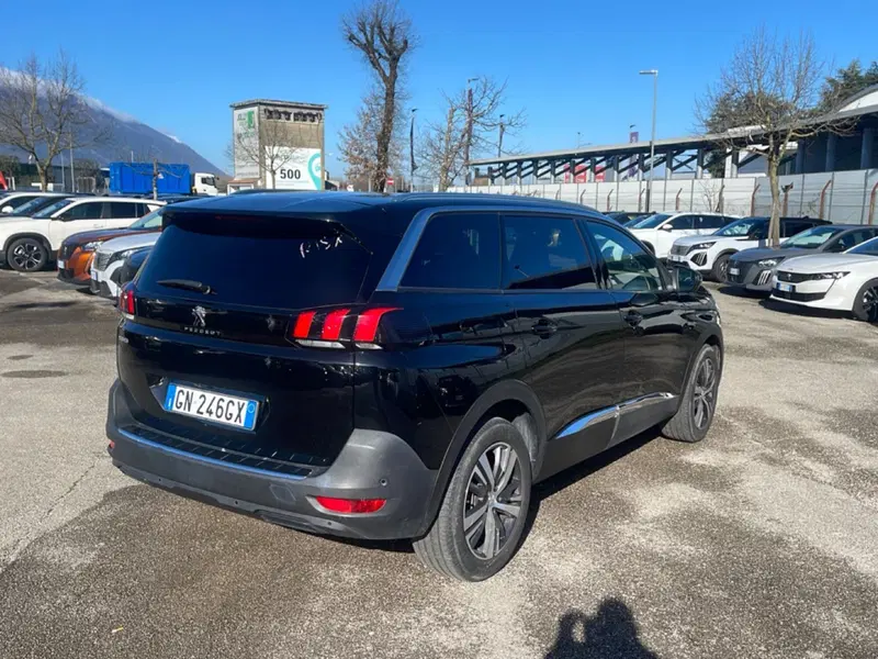 Peugeot 5008 usata a Frosinone (5)