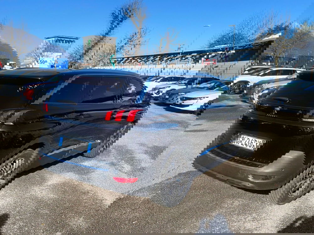 Peugeot 5008 usata a Frosinone (5)