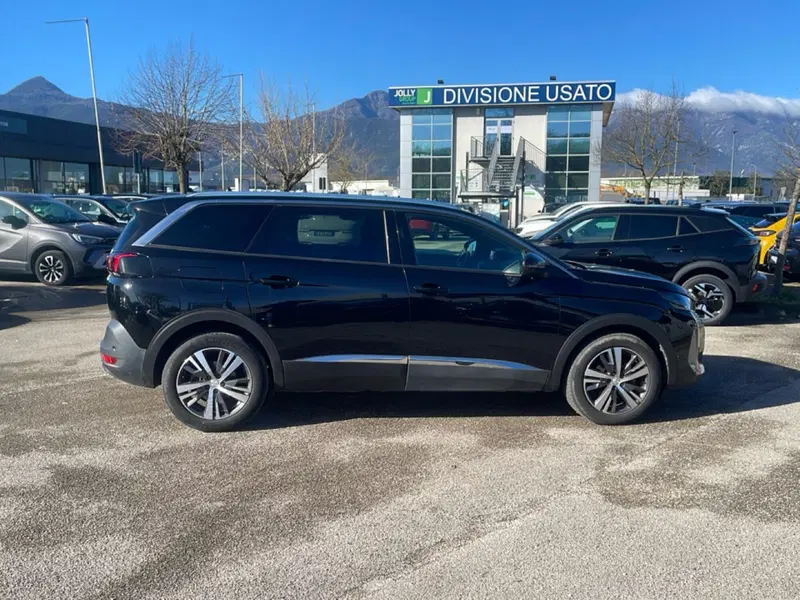 Peugeot 5008 usata a Frosinone (6)