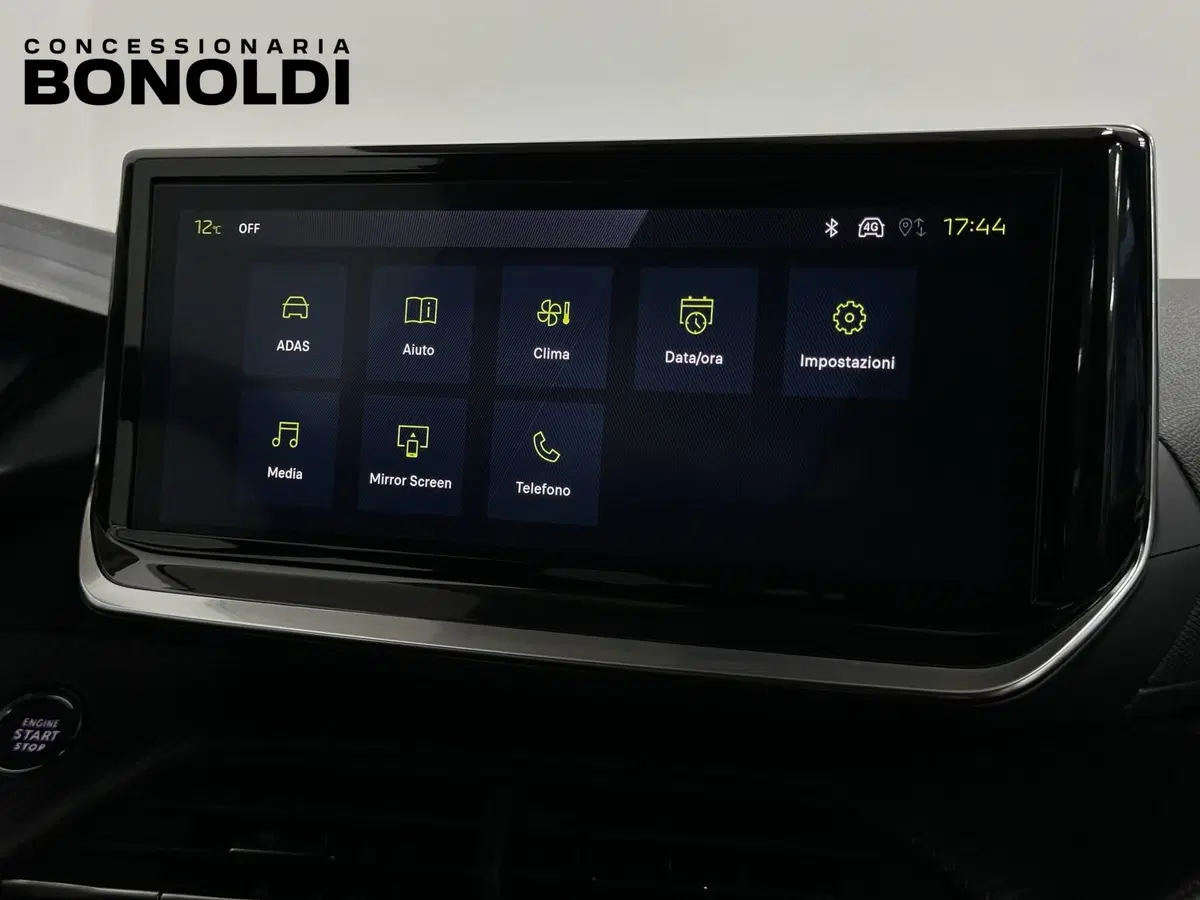 Peugeot 2008 nuova a Brescia (18)