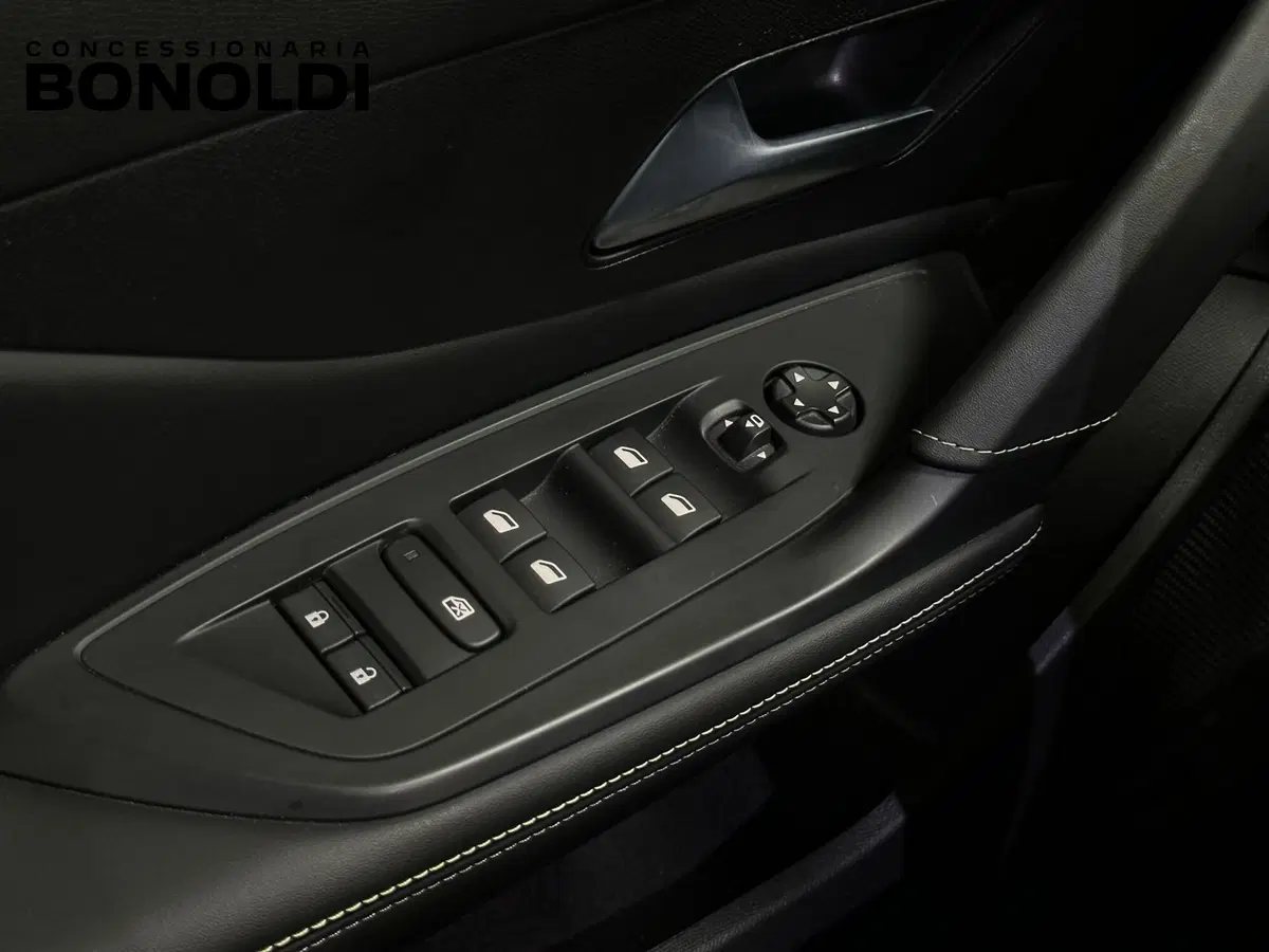 Peugeot 308 usata a Brescia (6)