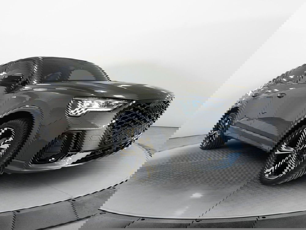 Audi Q3 Sportback nuova a Brescia