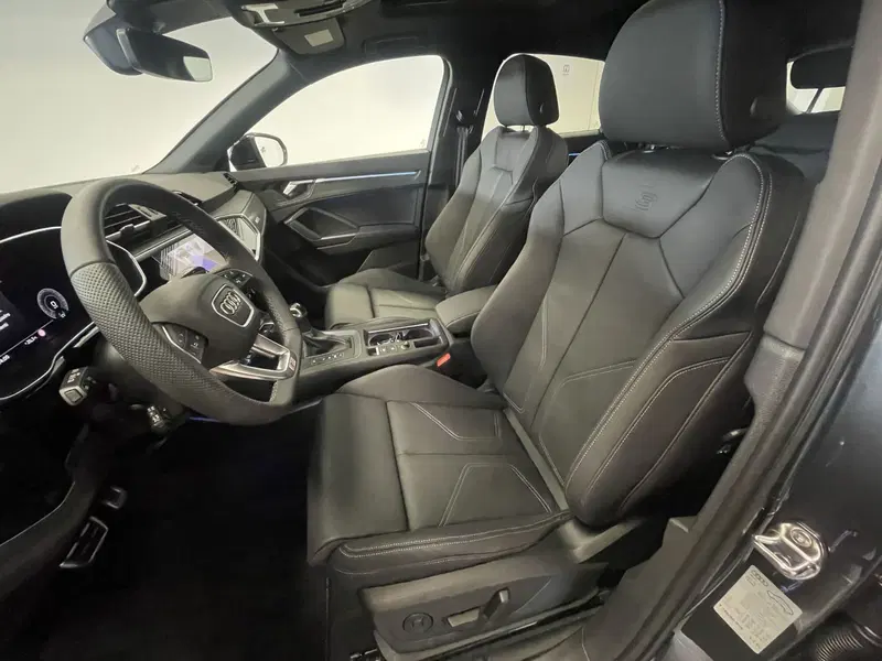 Audi Q3 Sportback nuova a Brescia (10)