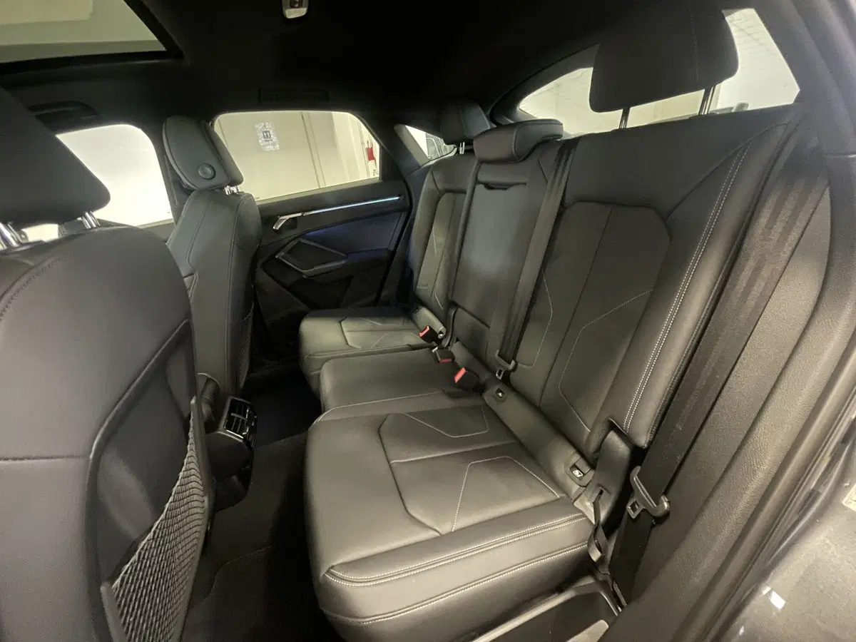 Audi Q3 Sportback nuova a Brescia (11)