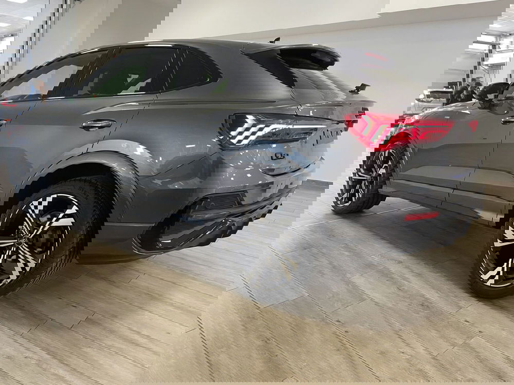 Audi Q3 Sportback nuova a Brescia (4)