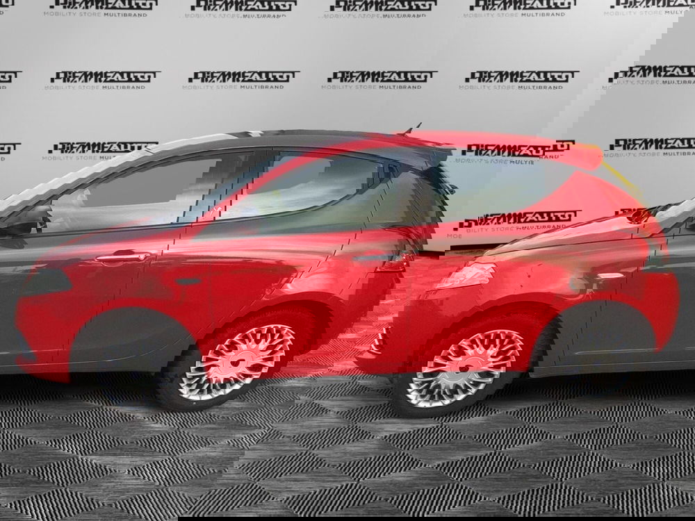 Lancia Ypsilon usata a Parma (2)