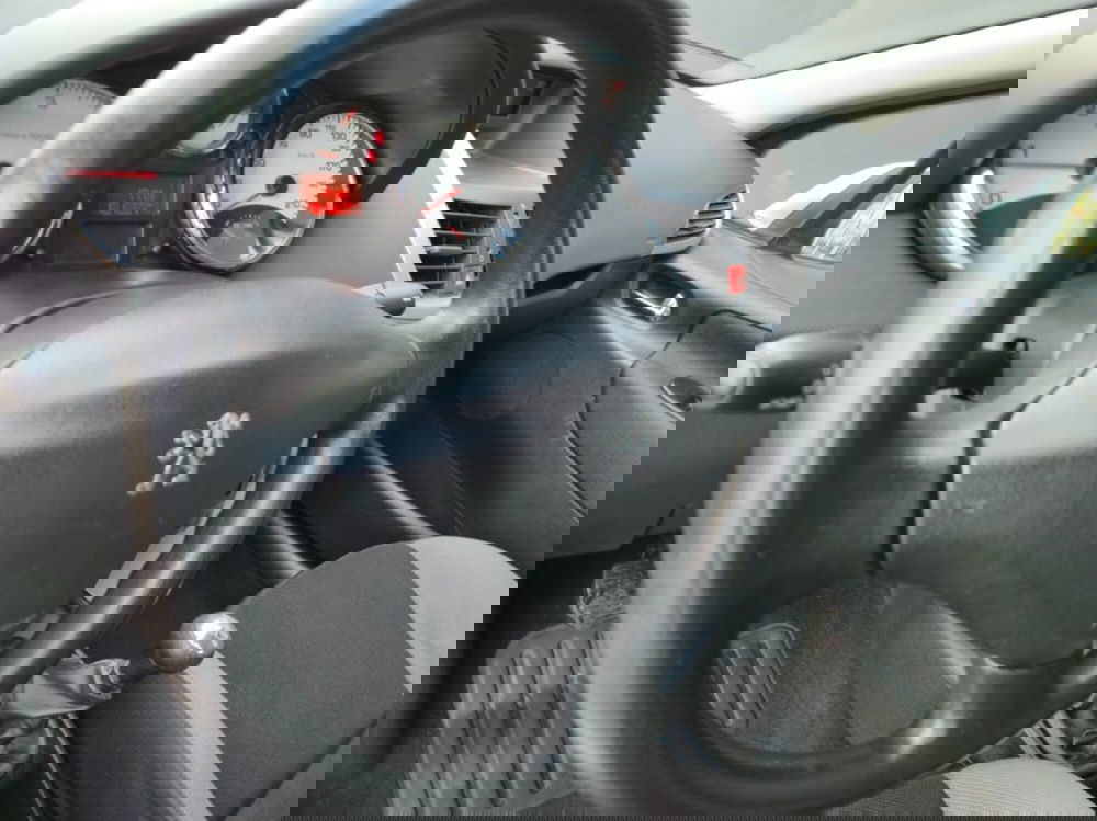 Peugeot 207 usata a Foggia (14)