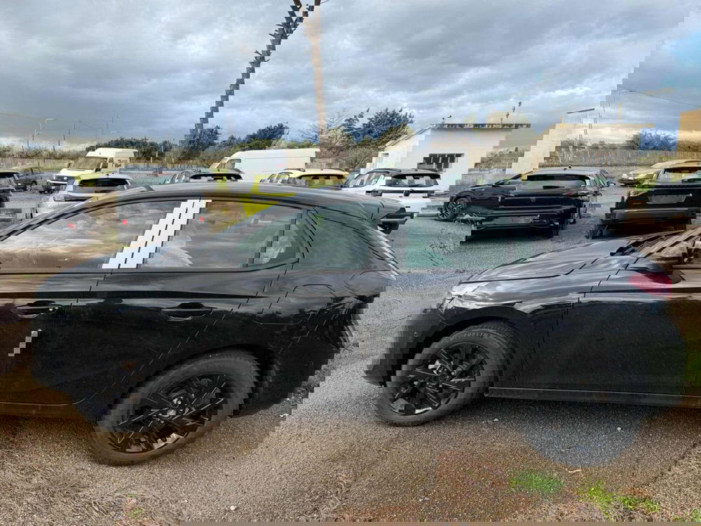 Opel Corsa nuova a Foggia (3)