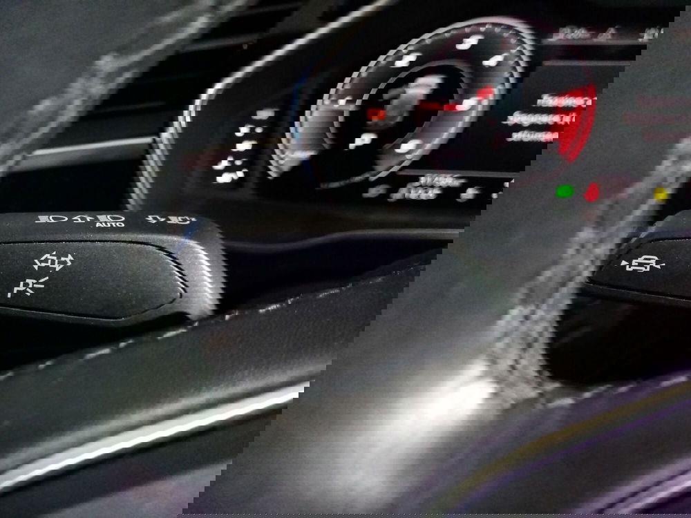 Audi Q3 usata a Bari (16)