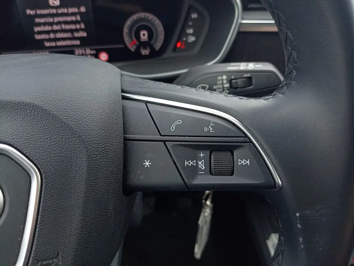 Audi Q3 usata a Bari (7)