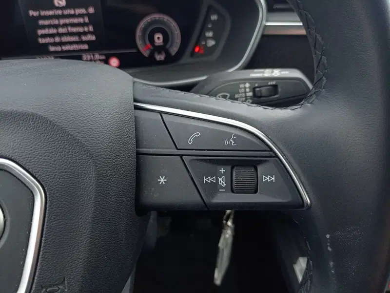 Audi Q3 usata a Bari (7)