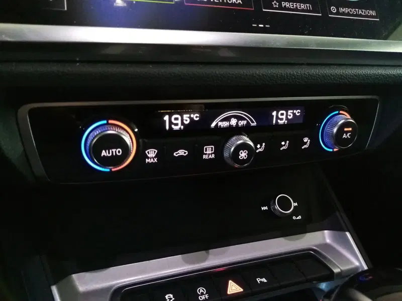 Audi Q3 usata a Bari (8)