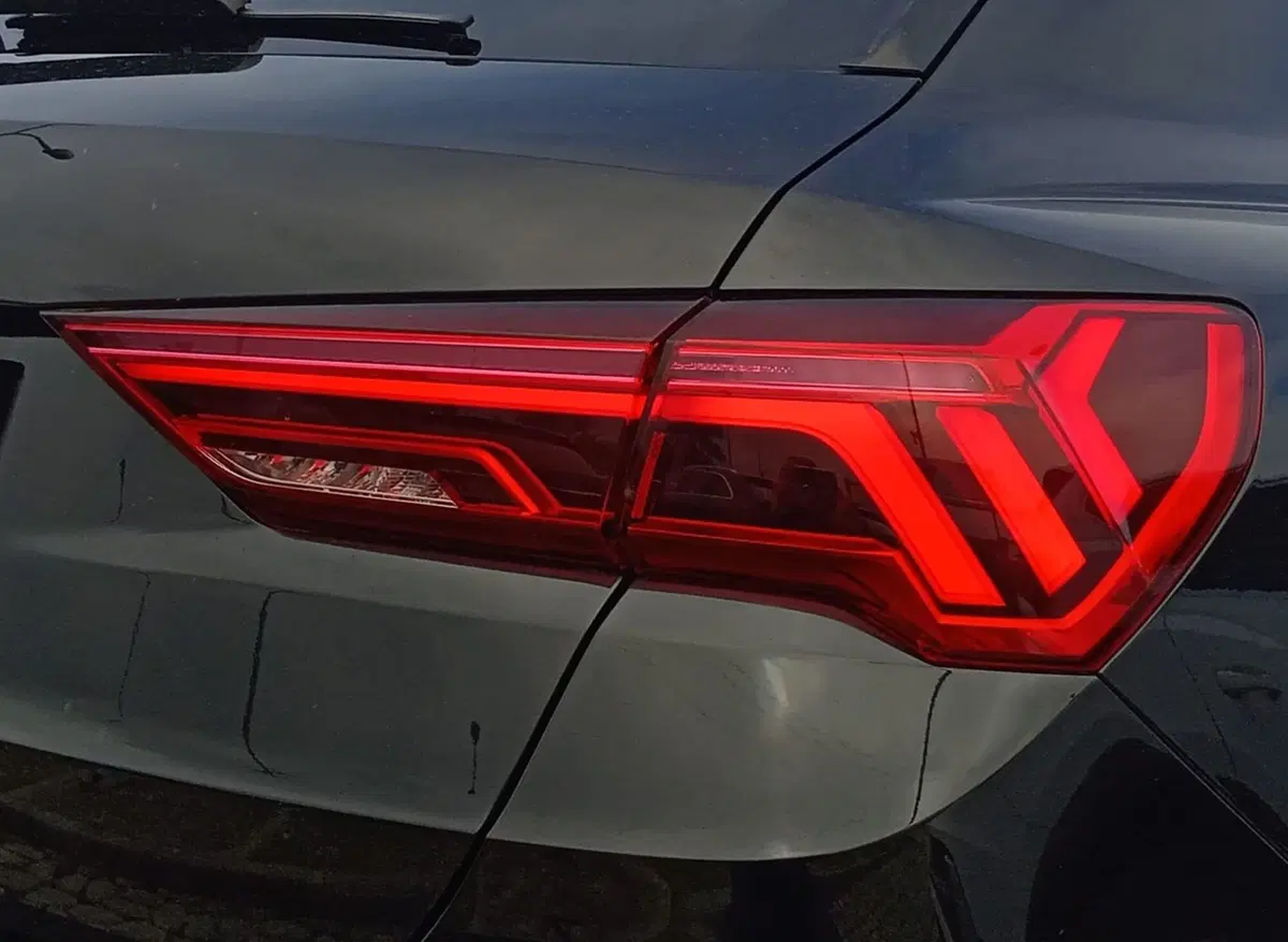 Audi Q3 usata a Bari (9)