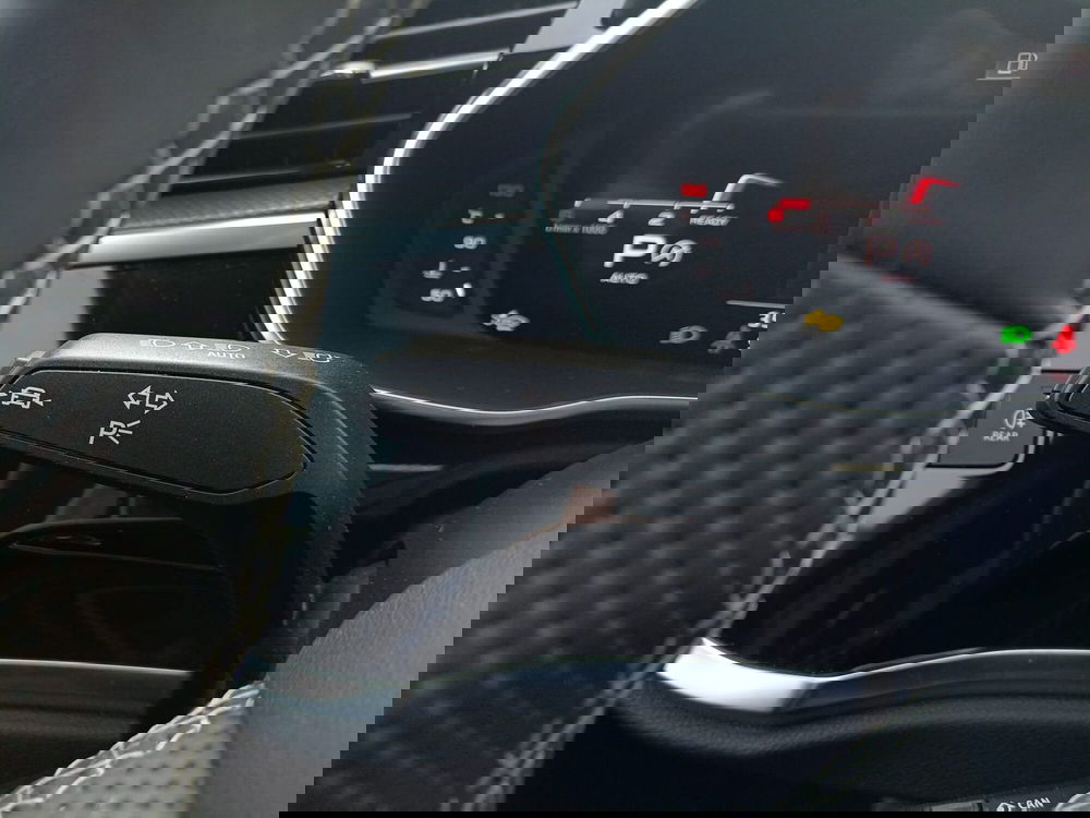 Audi Q3 Sportback usata a Bari (20)