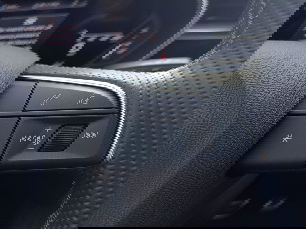 Audi Q3 Sportback usata a Bari (7)