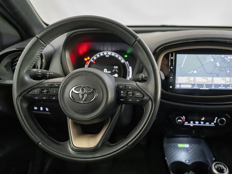 Toyota Aygo X usata a Foggia (10)