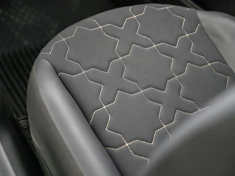 Toyota Aygo X usata a Foggia (19)