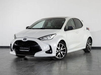 Toyota Yaris 1.5 Hybrid 5 porte Lounge del 2021 usata a San Severo