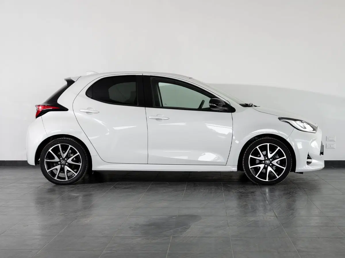 Toyota Yaris usata a Foggia (14)