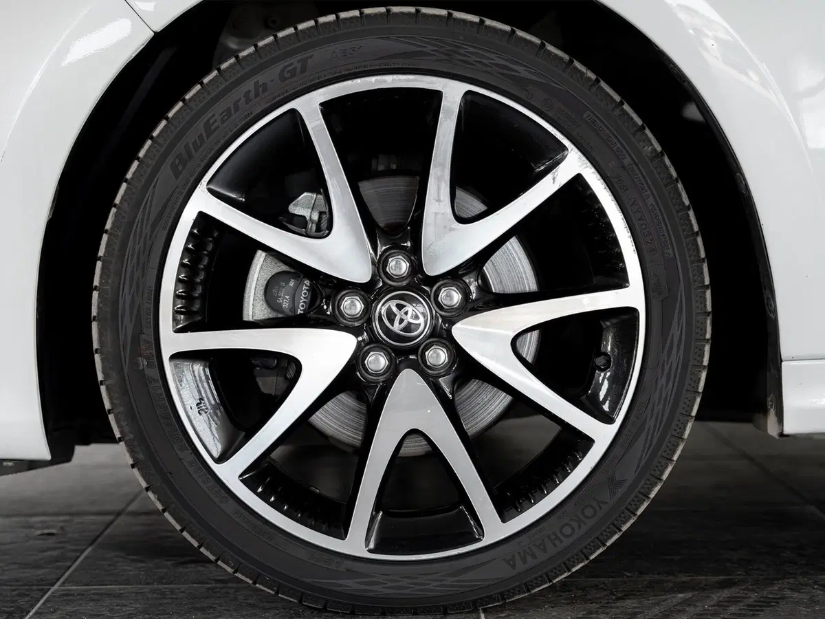 Toyota Yaris usata a Foggia (15)