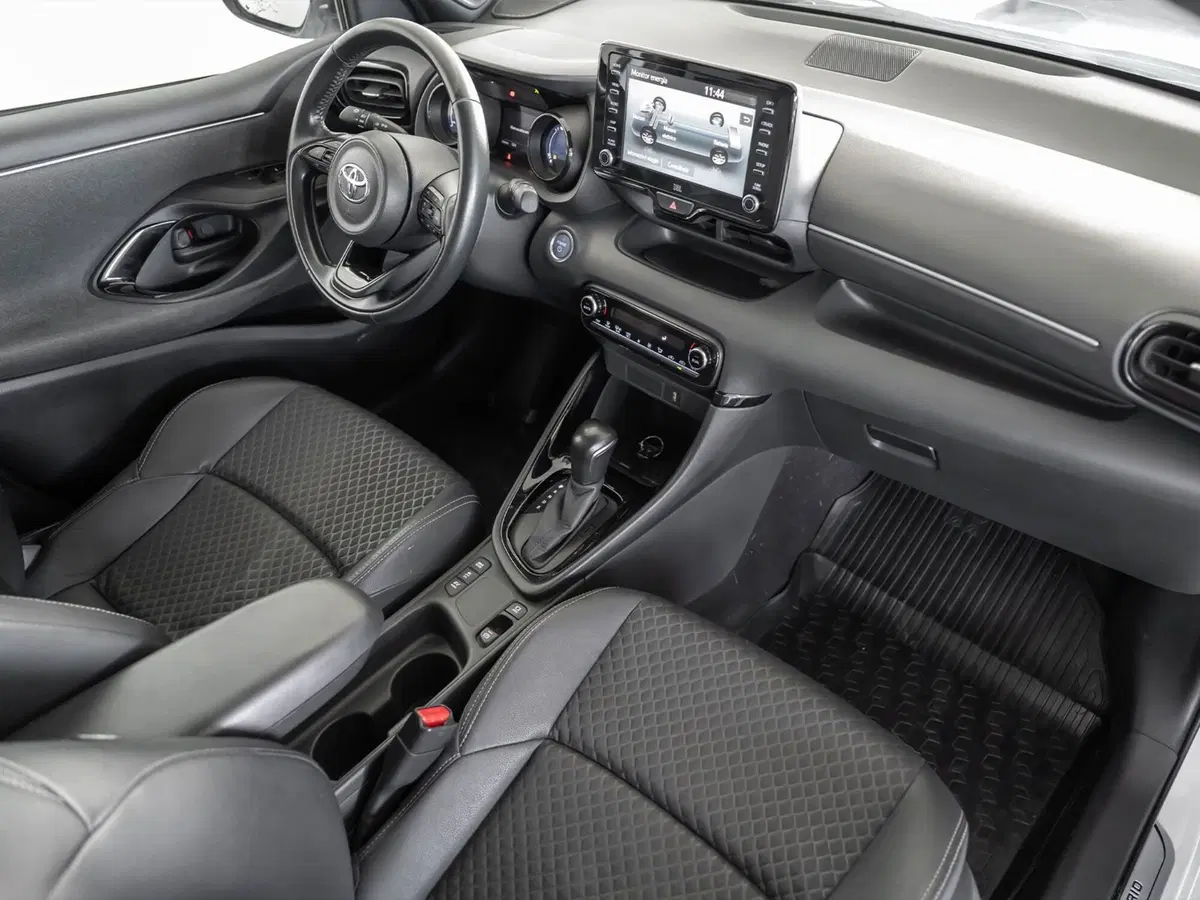 Toyota Yaris usata a Foggia (6)