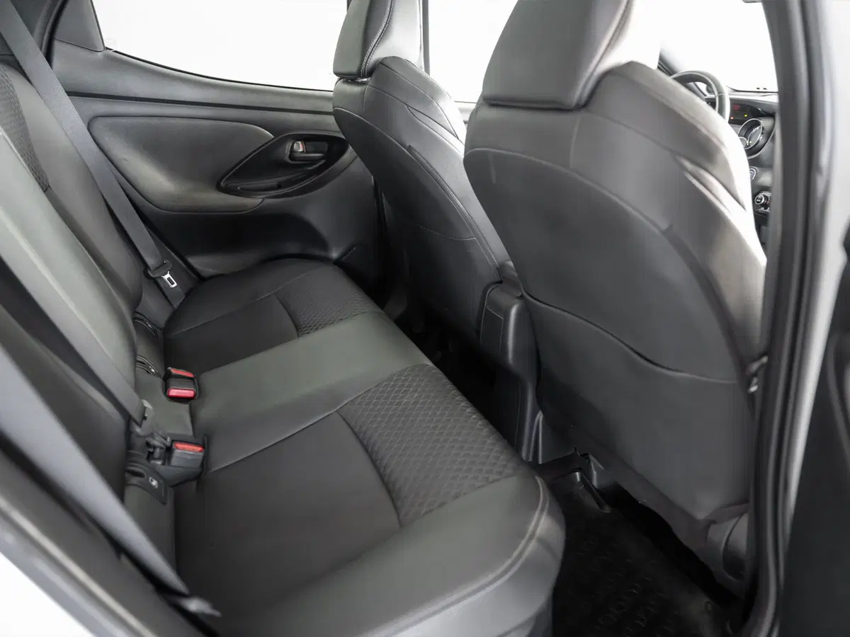 Toyota Yaris usata a Foggia (8)