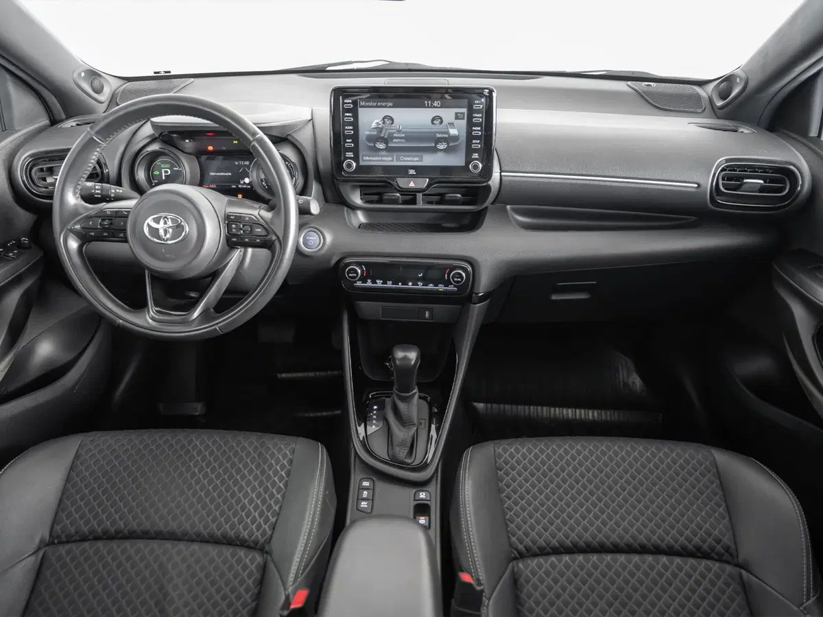 Toyota Yaris usata a Foggia (9)