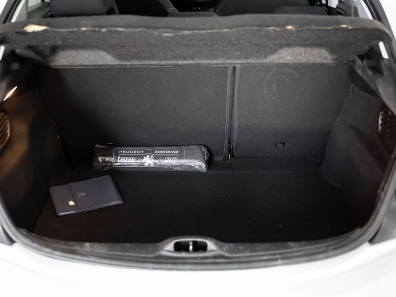 Peugeot 208 usata a Foggia (10)