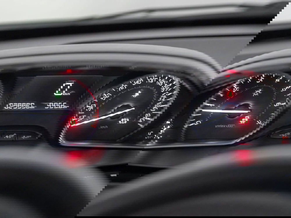 Peugeot 208 usata a Foggia (12)