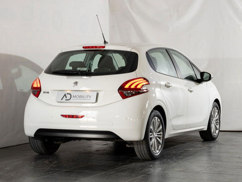 Peugeot 208 usata a Foggia (18)