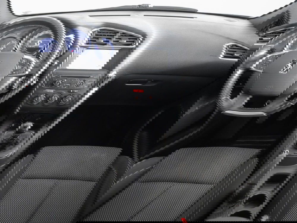 Ds DS 4 usata a Foggia (8)